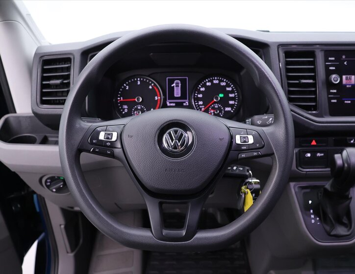 Volkswagen Crafter 16