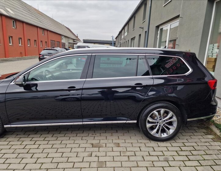 Volkswagen Passat Kombi 2,0 l 110 kw