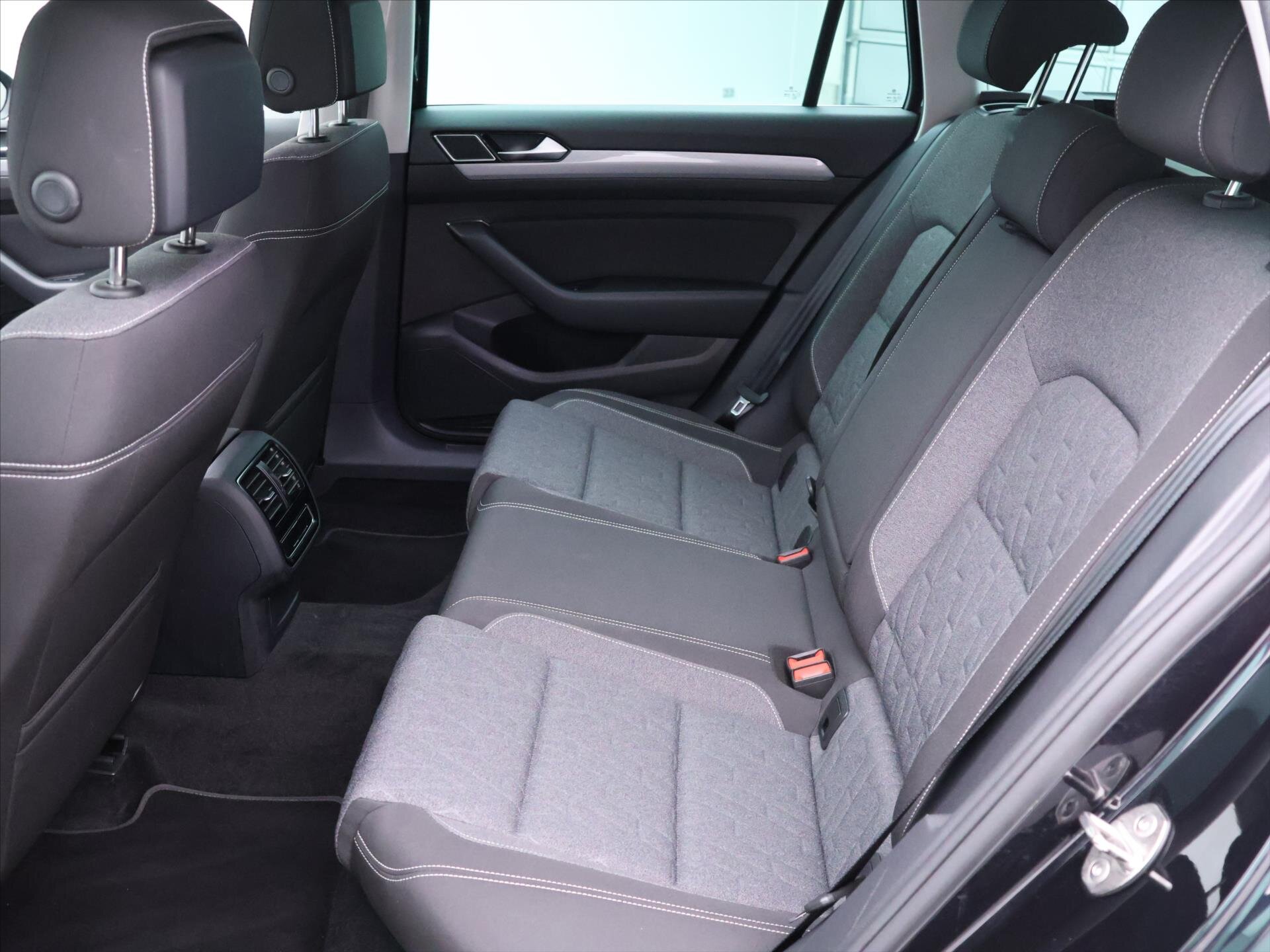 Volkswagen Passat Kombi 2,0 l 110 kw