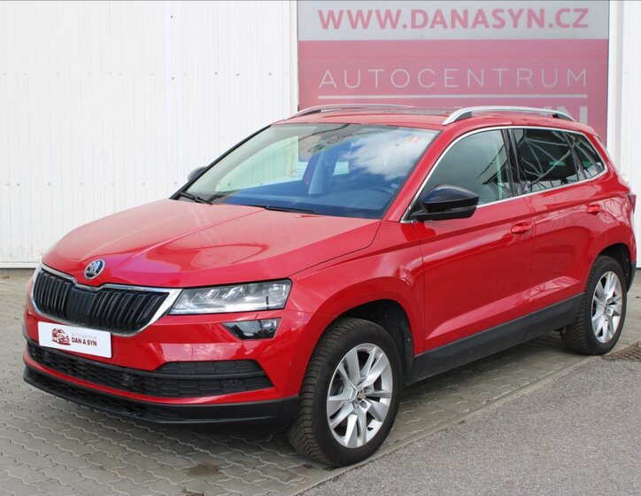 Škoda Karoq SUV / Terénní 1,5 l 110 kw