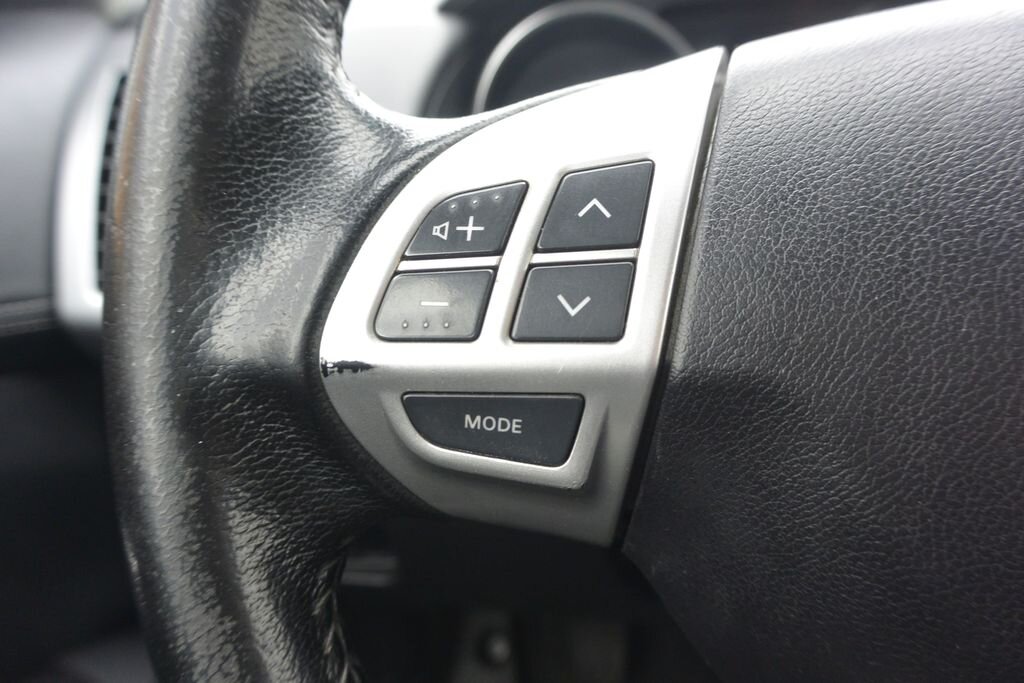 Mitsubishi Outlander SUV 2,3 l 130 kw