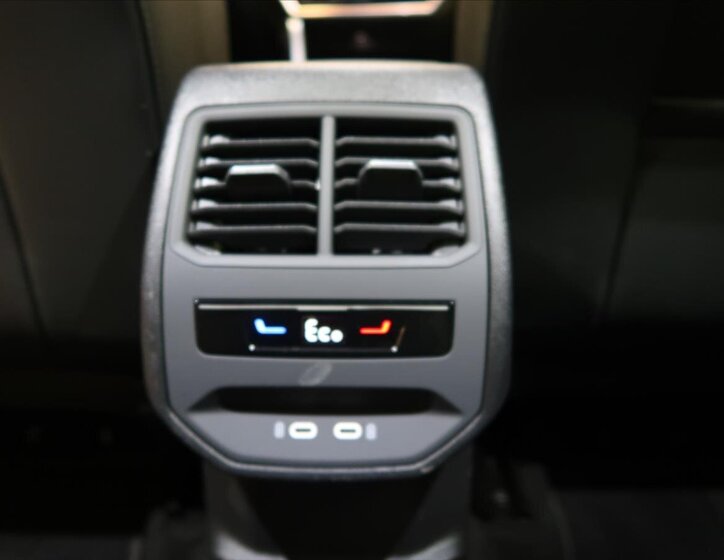 Cupra Formentor SUV / Terénní 1,5 l 200 kw