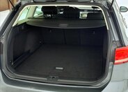 Volkswagen Passat Kombi 1,6 l 88 kw