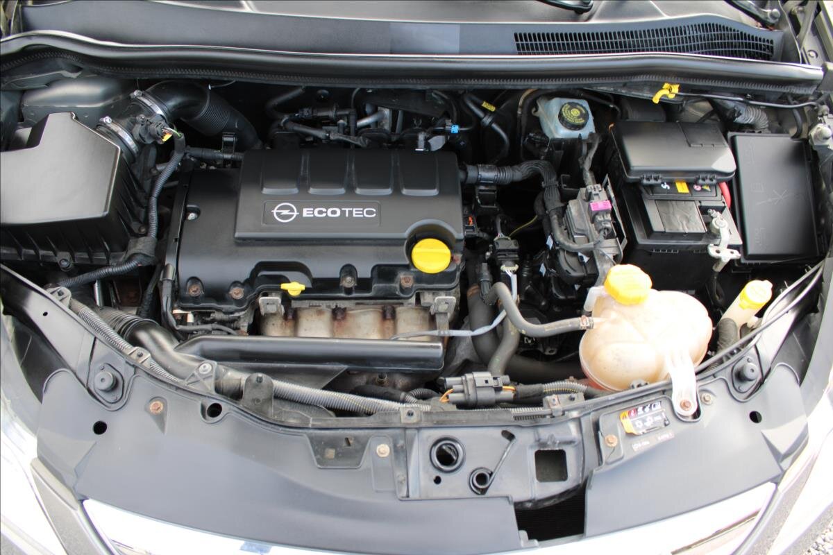 Opel Corsa Hatchback 1,4 l 64 kw