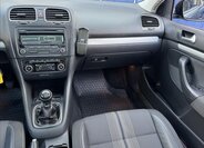 Volkswagen Golf Kombi 1,6 l 77 kw