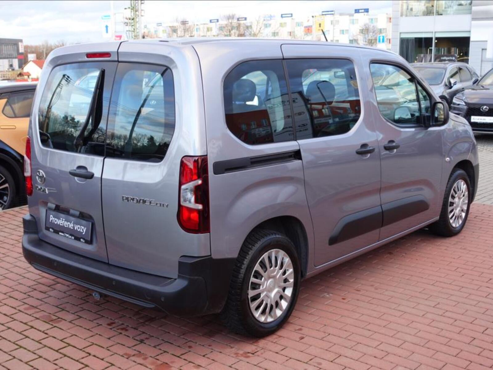 Toyota ProAce 4