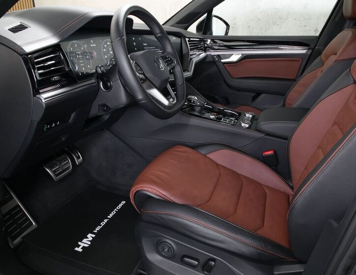 Volkswagen Touareg SUV / Terénní 3,0 l 210 kw