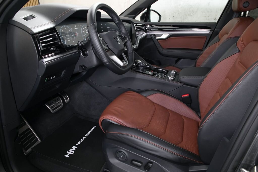 Volkswagen Touareg SUV / Terénní 3,0 l 210 kw