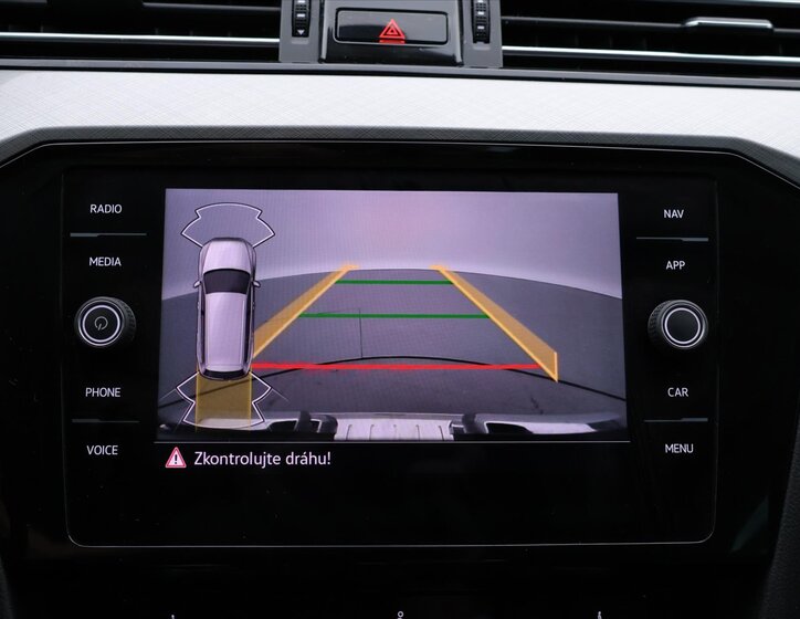 Volkswagen Passat 22