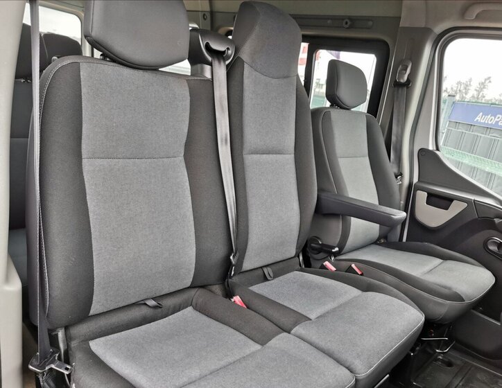 Renault Master Kombi 2,3 l 100 kw