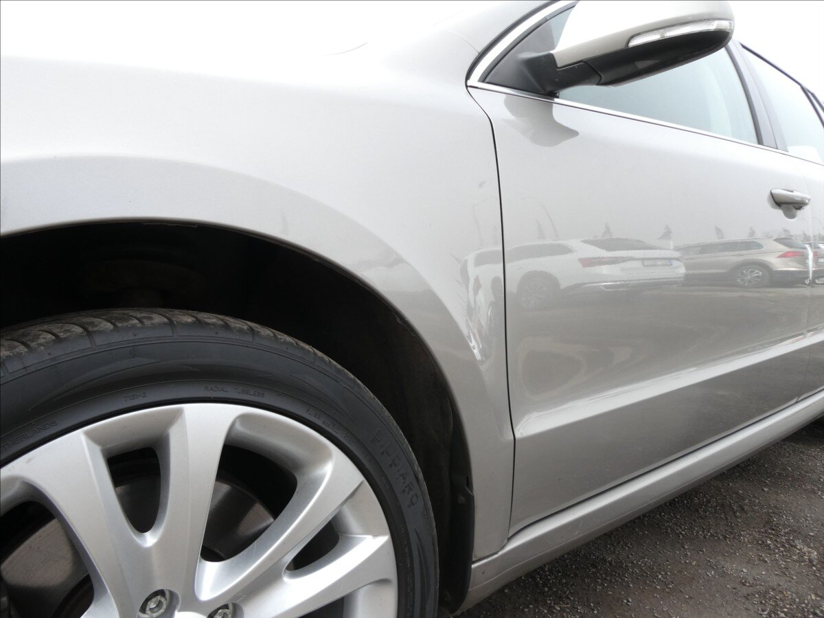 Škoda Superb Kombi 1,4 l 92 kw