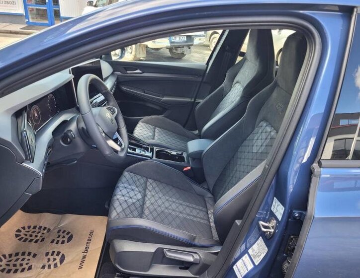 Volkswagen Golf Kombi 2,0 l 110 kw