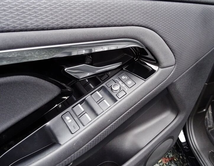 Land Rover Range Rover Evoque 19