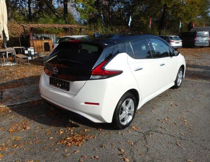 Nissan Leaf Hatchback 0,0 90 kw