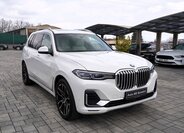 BMW X7 SUV / Terénní 3,0 l 250 kw