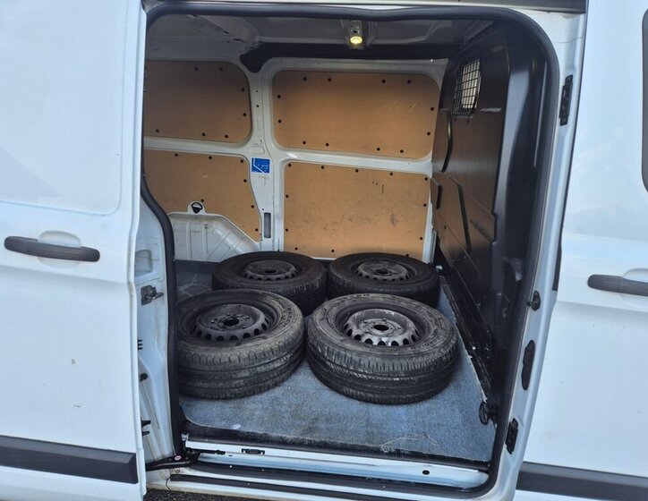 Ford Transit Custom Skříň 2,0 l 77 kw