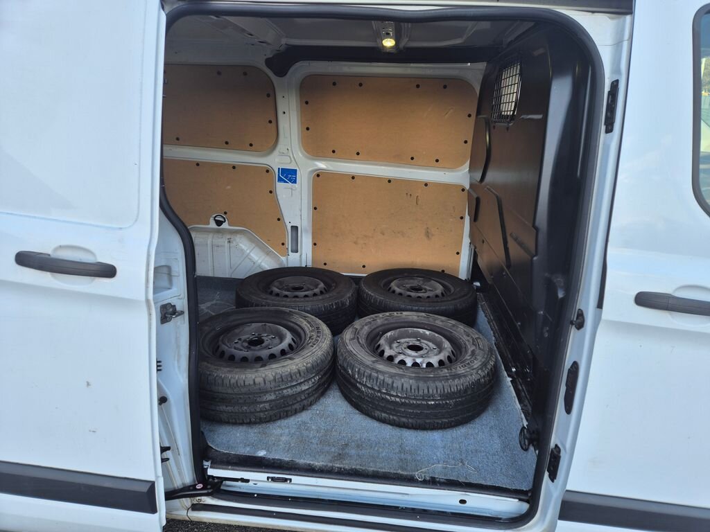 Ford Transit Custom Skříň 2,0 l 77 kw