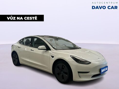 Tesla Model 3 Sedan / Limuzína 0,0 340 kw
