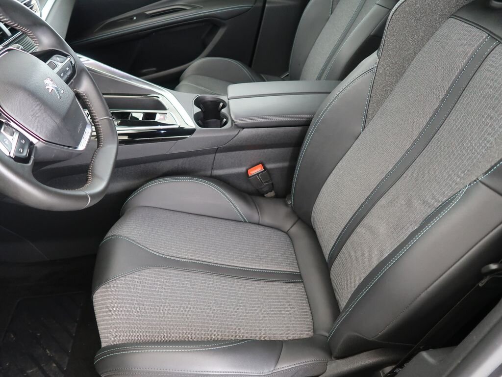 Peugeot 5008 SUV / Terénní 1,5 l 96 kw