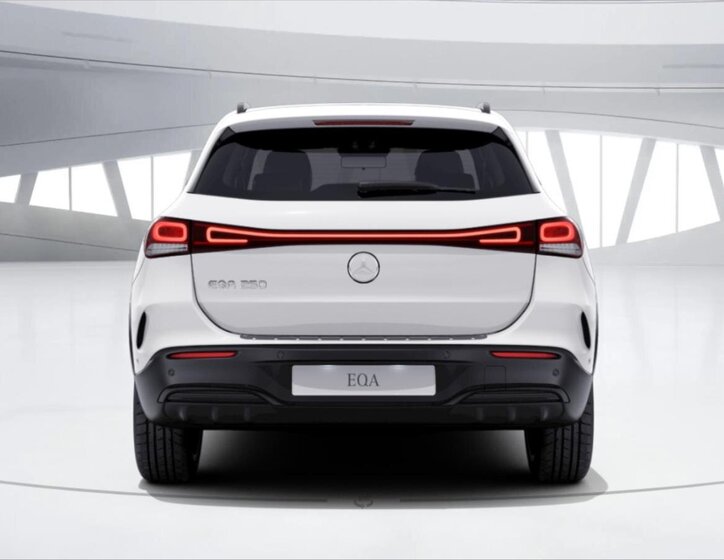 Mercedes-Benz EQA 5