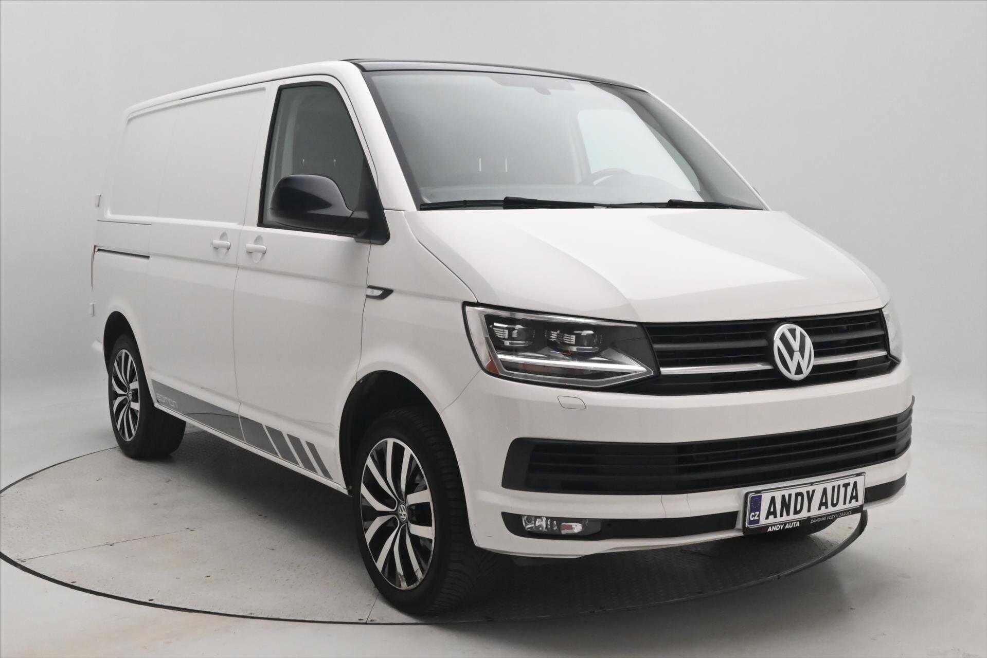 Volkswagen Transporter Skříň 2,0 l 110 kw