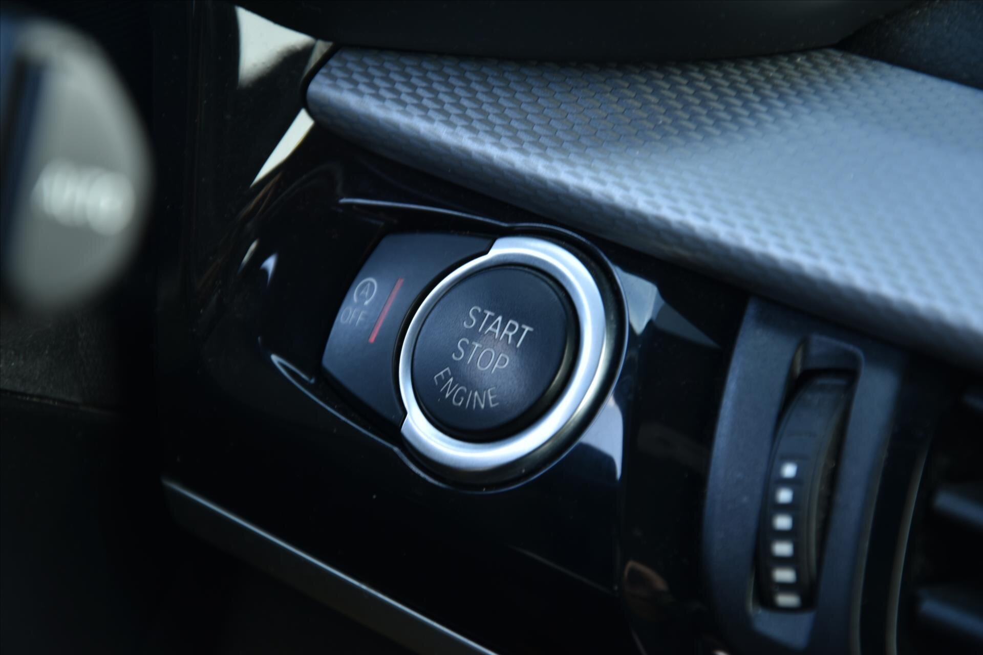 BMW X6 SUV / Terénní 3,0 l 190 kw