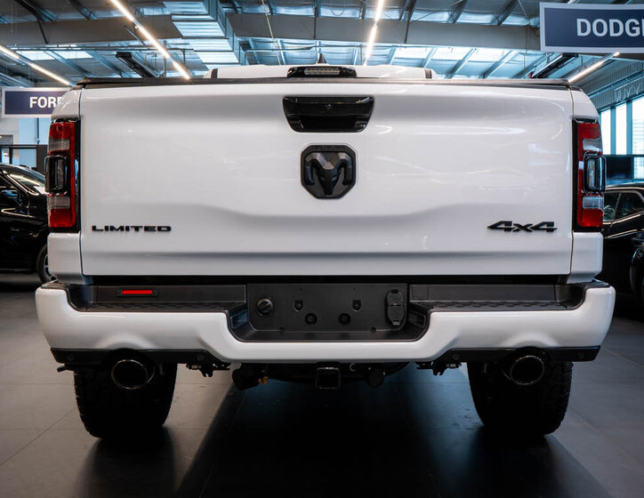 Dodge RAM Pick-up 5,7 l 291 kw
