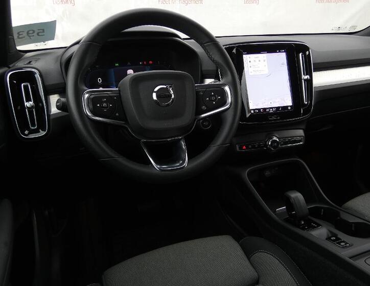 Volvo XC40 5