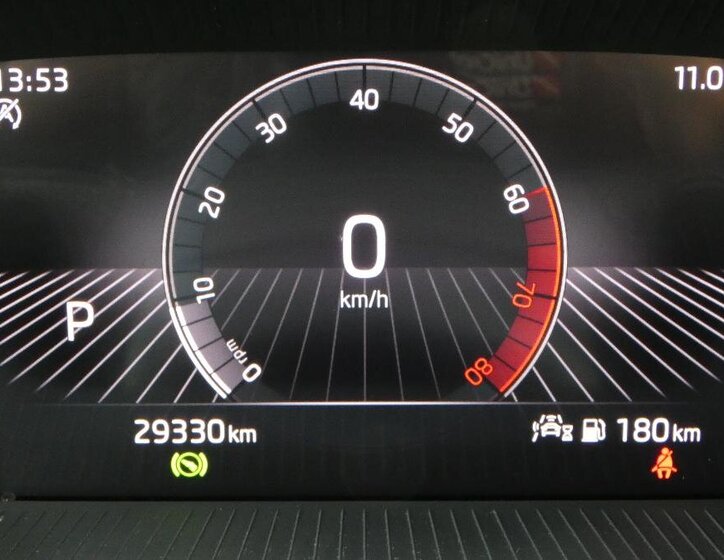 Škoda Karoq SUV / Terénní 1,5 l 110 kw