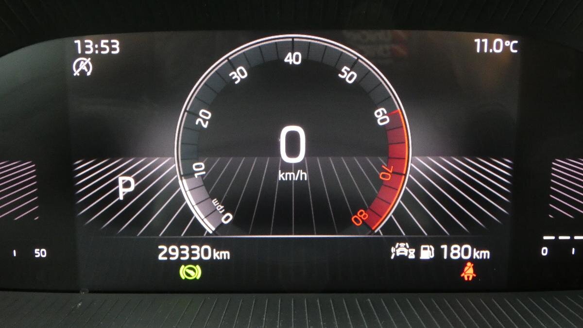 Škoda Karoq SUV / Terénní 1,5 l 110 kw