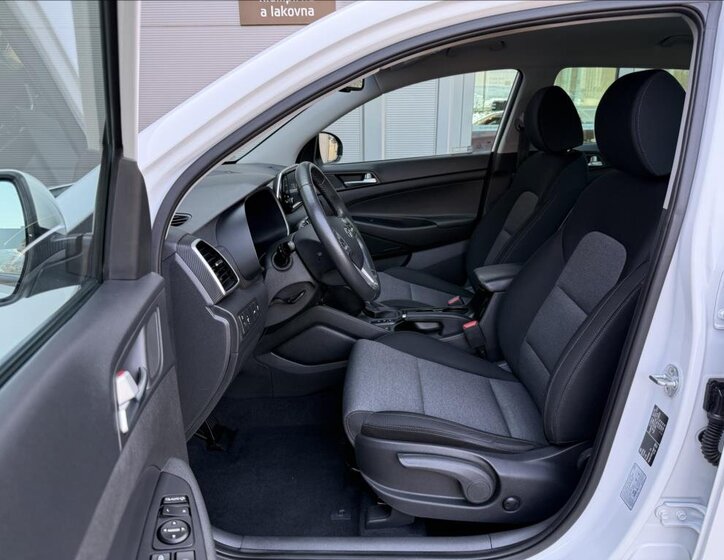 Hyundai Tucson SUV / Terénní 1,6 l 100 kw