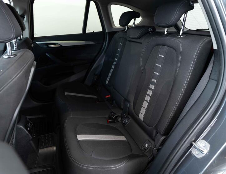 BMW X1 21