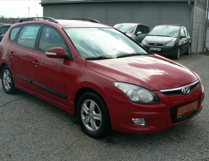 Hyundai i30 Kombi 1,6 l 92 kw
