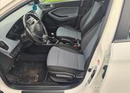 Hyundai i20 11
