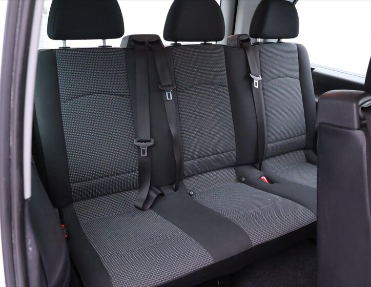 Mercedes-Benz Vito Kombi 2,1 l 70 kw