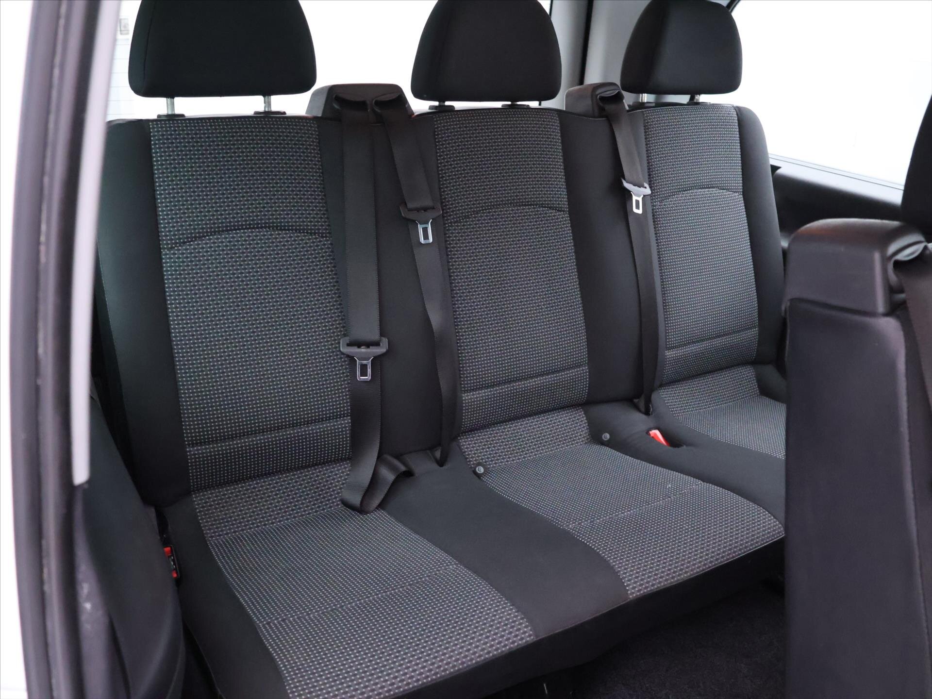 Mercedes-Benz Vito Kombi 2,1 l 70 kw