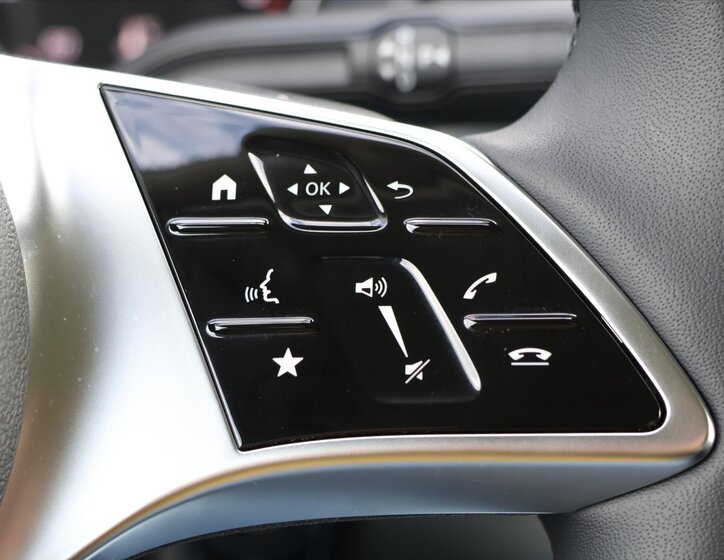 Mercedes-Benz Vito Kombi 2,0 l 174 kw