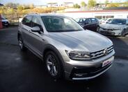 Volkswagen Tiguan 1