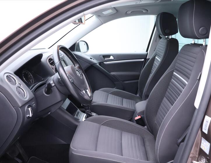 Volkswagen Tiguan 12