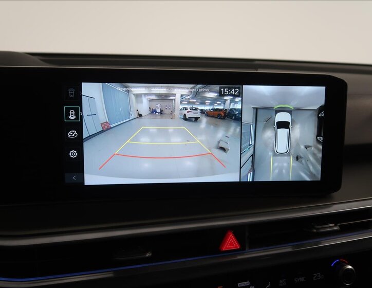 KIA Sorento SUV / Terénní 2,2 l 142 kw