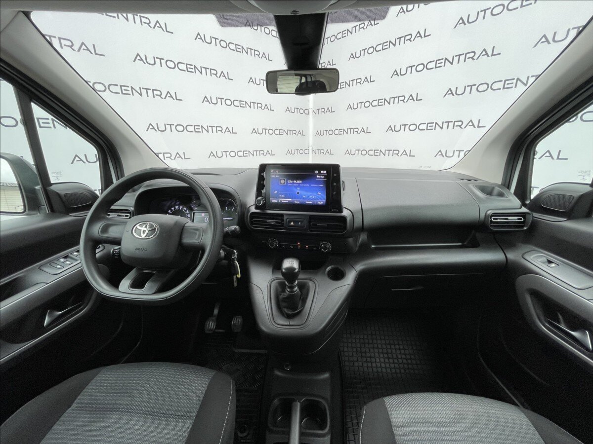 Toyota ProAce City Verso MPV 1,2 l 81 kw