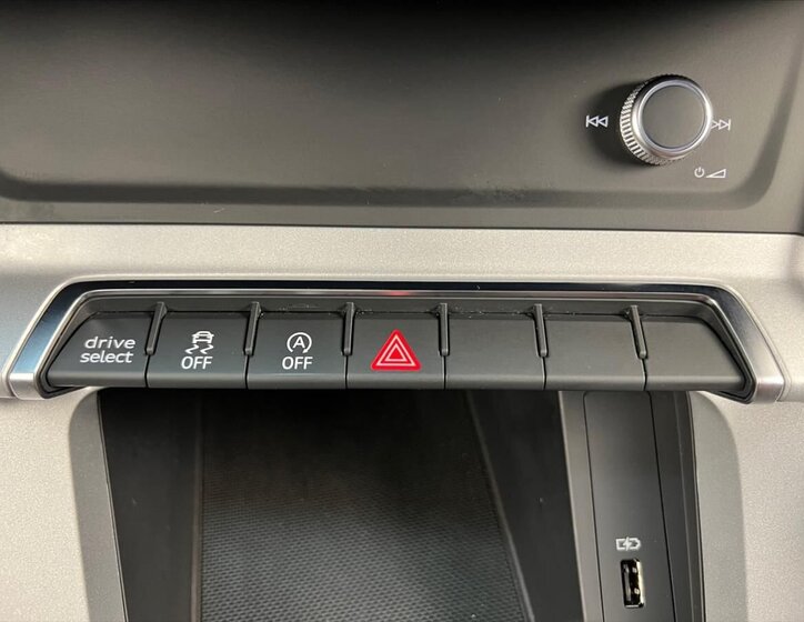 Audi Q3 SUV / Terénní 2,0 l 110 kw