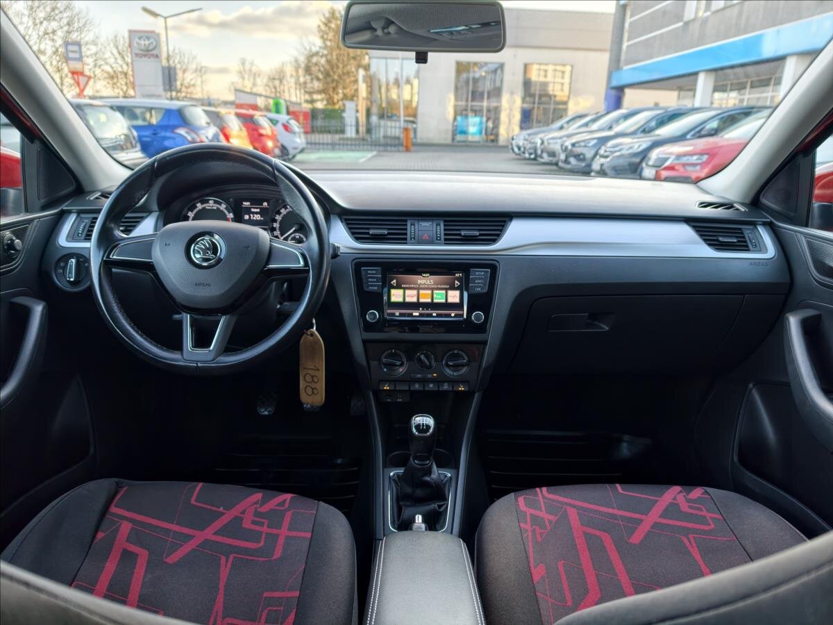 Škoda Rapid Hatchback 999,0 70 kw