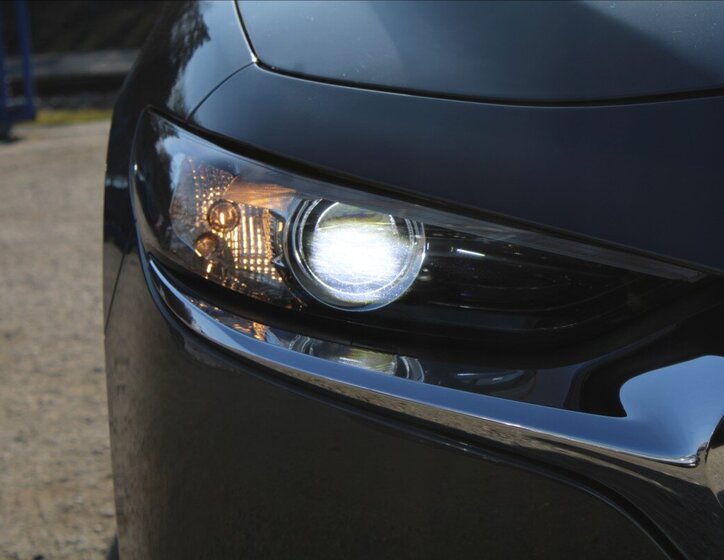 Mazda 3 Sedan / Limuzína 2,0 l 110 kw