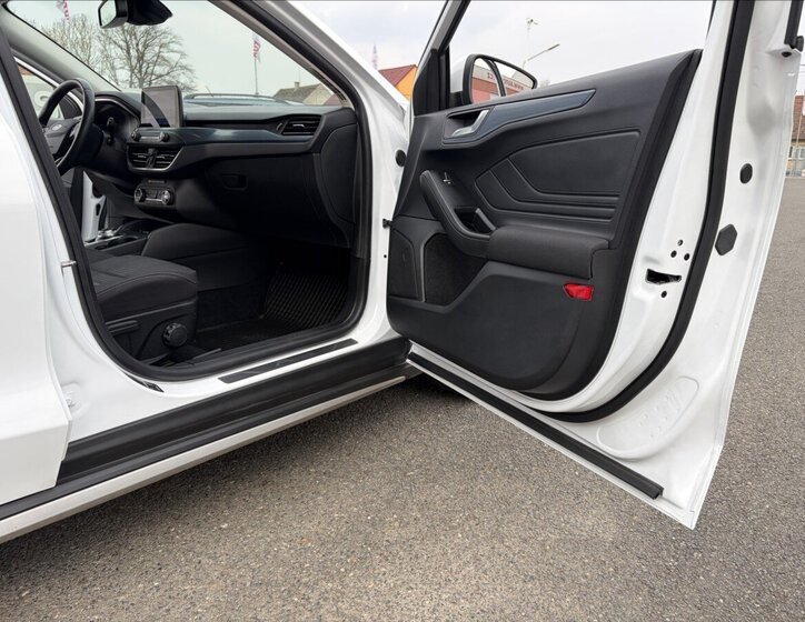 Ford Focus Kombi 1,5 l 110 kw