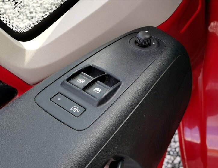 Peugeot Boxer Ostatní 2,0 l 120 kw