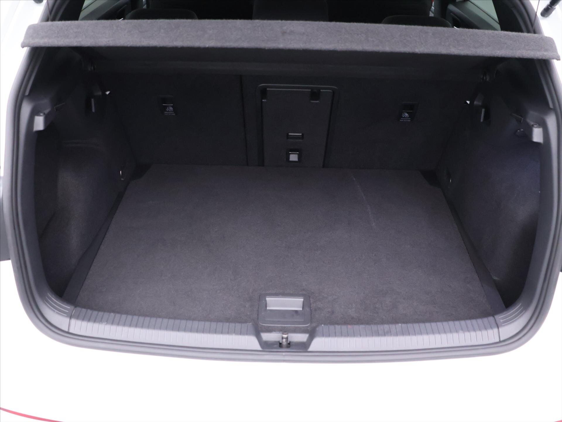 Volkswagen Golf Hatchback 2,0 l 180 kw