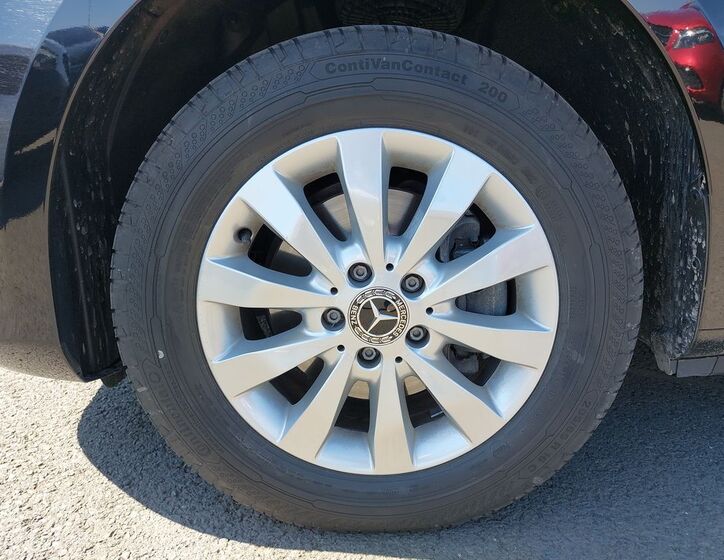 Mercedes-Benz Vito 26