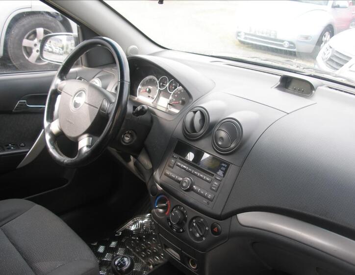 Chevrolet Aveo 7