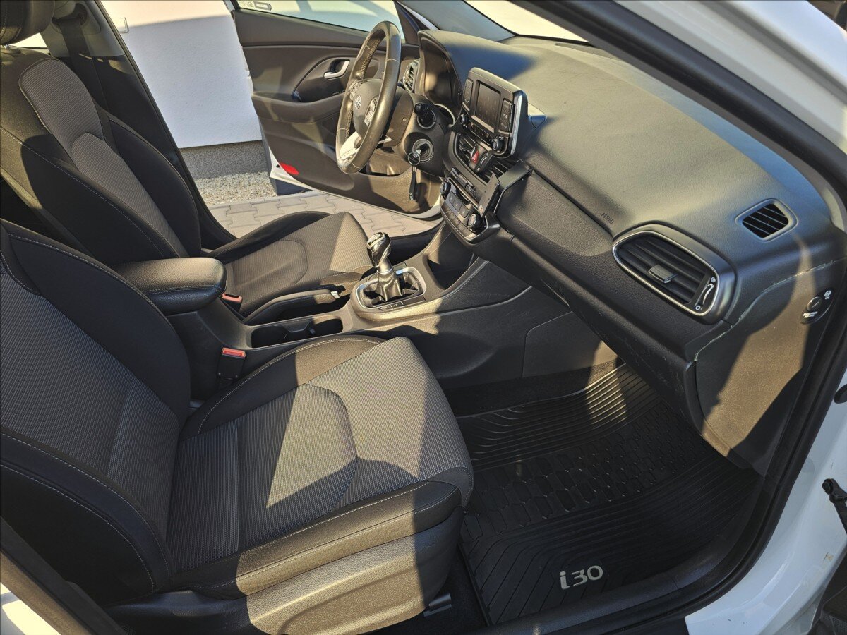 Hyundai i30 Kombi 1,6 l 81 kw